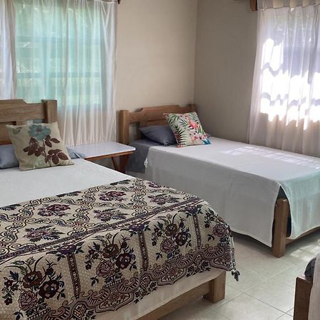Zefiro Hostal Сан-Бернардо-дель-В'єнто Екстер'єр фото